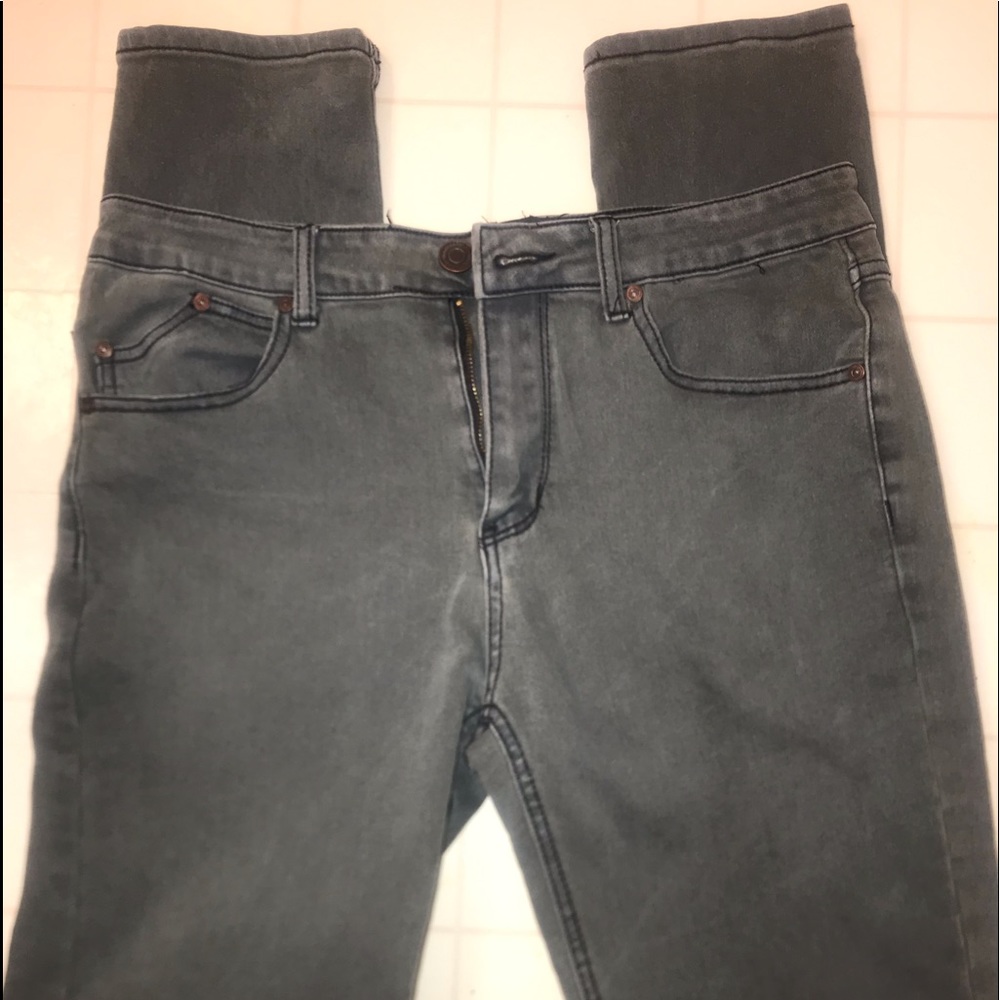Skinny Jeans (Stretch material) 32 W x 34 L